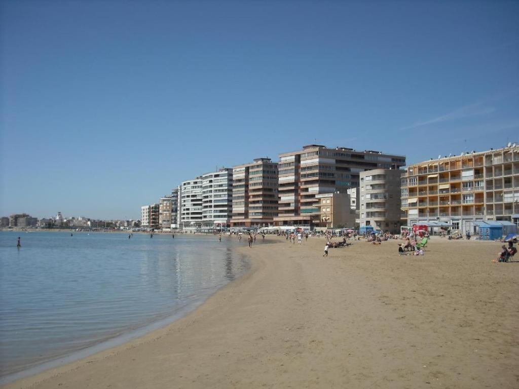 Bonito Apartamento En Torrevieja Exterior foto